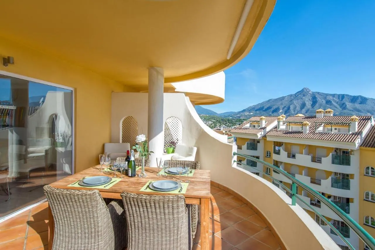 Senorio De Aloha Luxury Penthouse Apartment Marbella 0*,  Spain