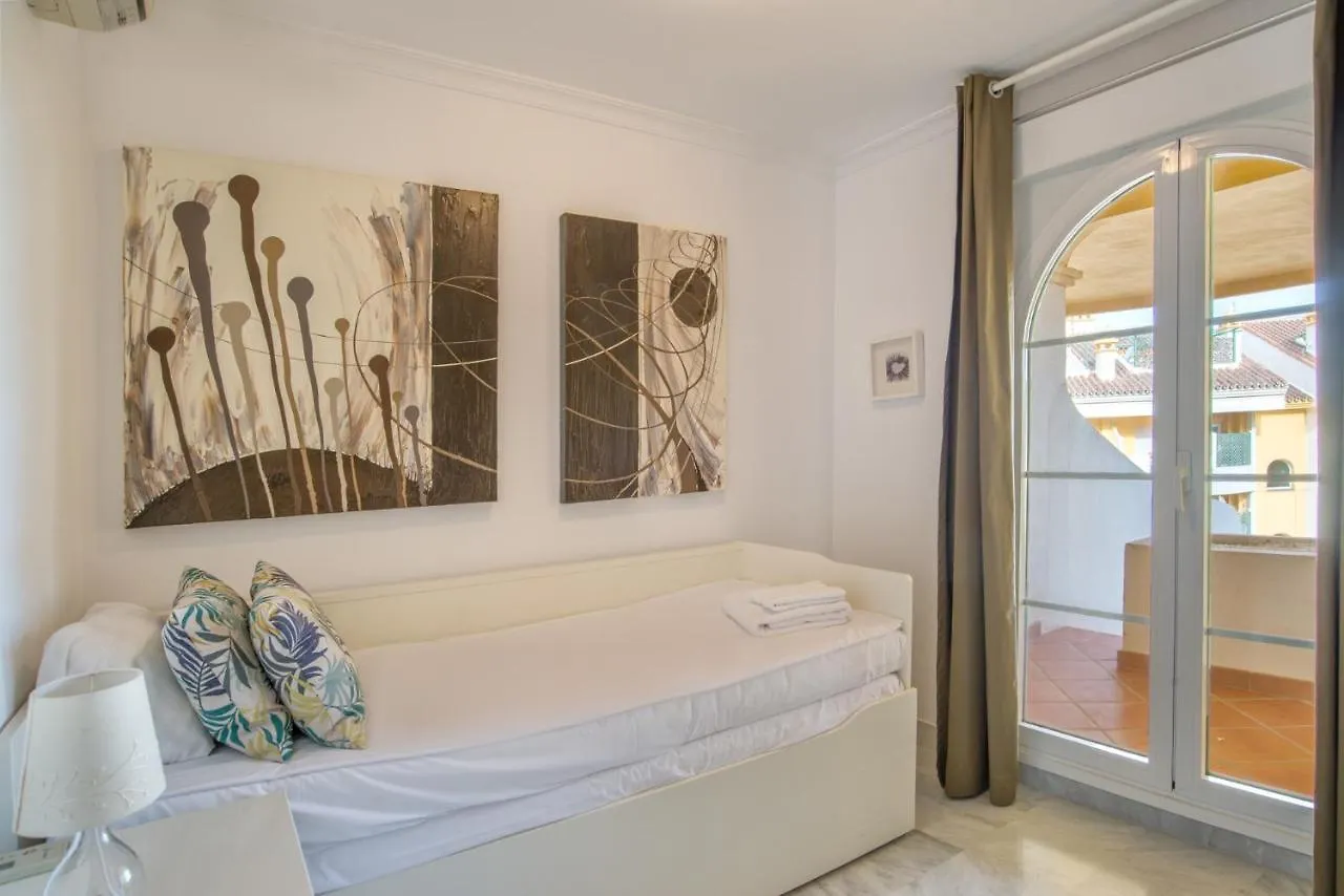 Senorio De Aloha Luxury Penthouse Apartment Marbella